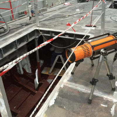 RT su saldature di scafo in alluminio